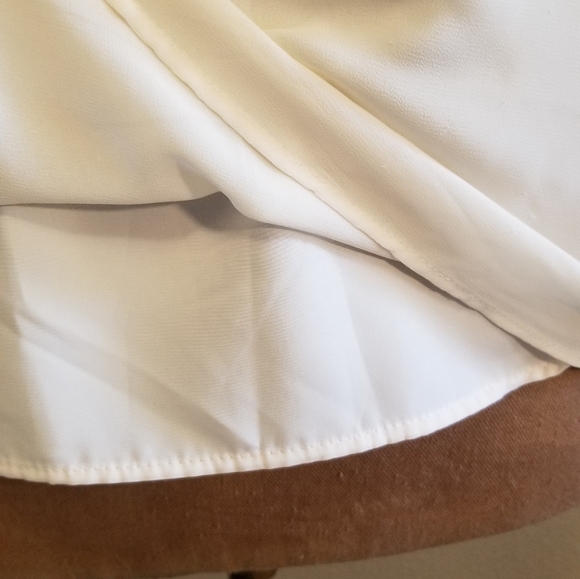 NWT JENNIFER LOPEZ Cream Sheer Long Sleeve Top - Picture 5 of 10